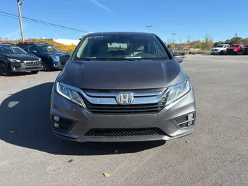 2020 Honda Odyssey - image 2