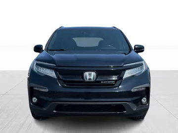 2019 Honda Pilot - image 9