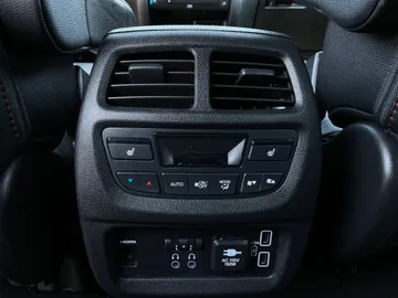 2019 Honda Pilot - image 28