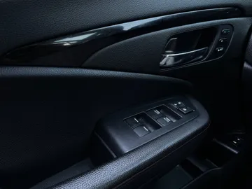 2019 Honda Pilot - image 19
