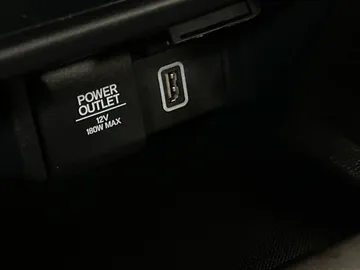 2020 Honda Pilot - image 29