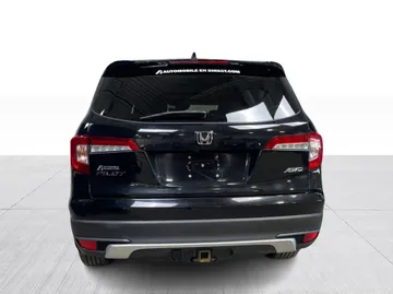 2020 Honda Pilot - image 14