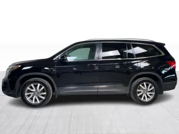2020 Honda Pilot - image 11