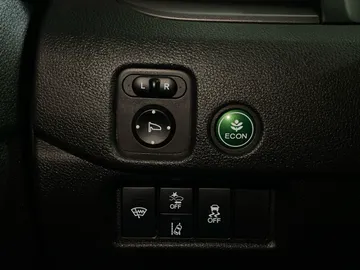 2020 Honda Pilot - image 25
