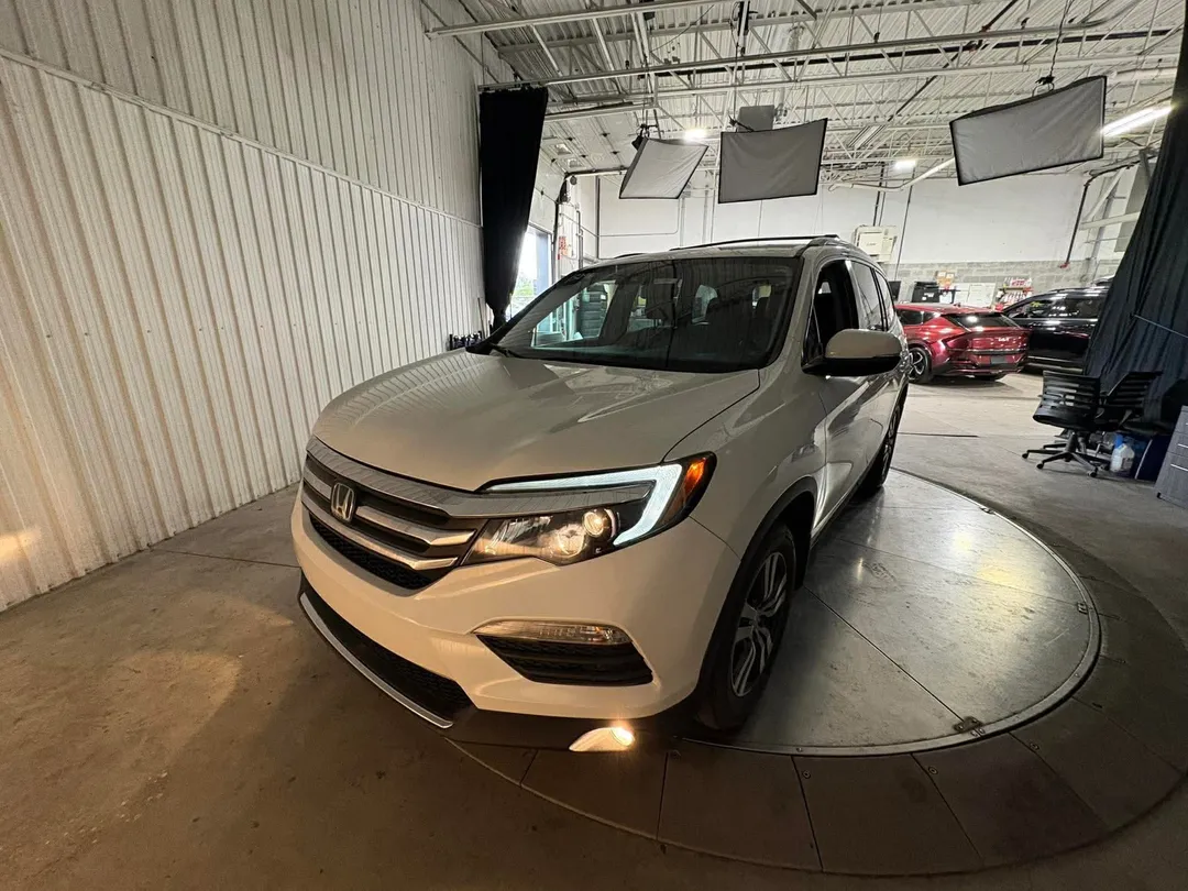 2016 Honda Pilot — photo 3