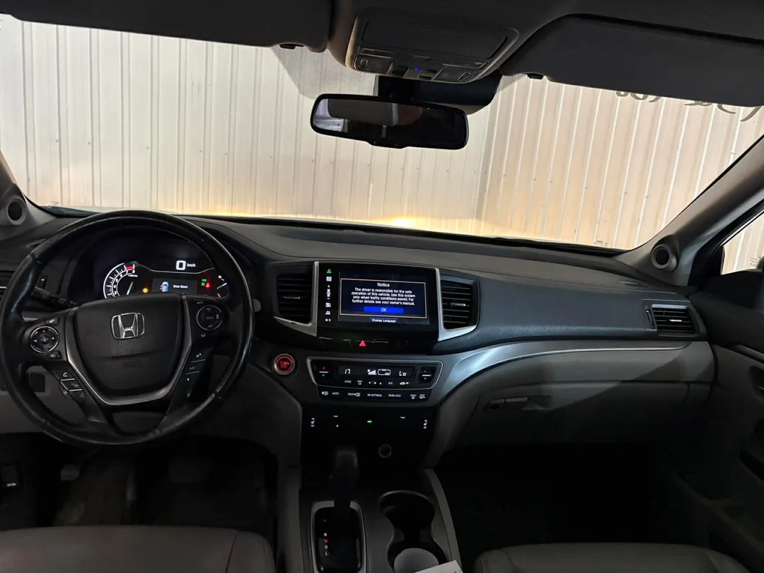 2016 Honda Pilot — photo 8