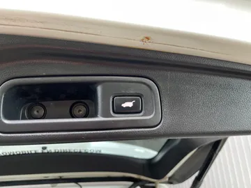 2016 Honda Pilot - image 21