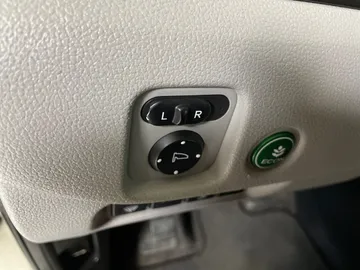 2016 Honda Pilot - image 26