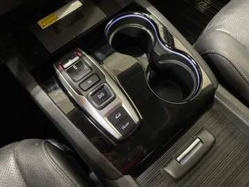 2022 Honda Pilot - image 30