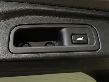 2022 Honda Pilot - image 35