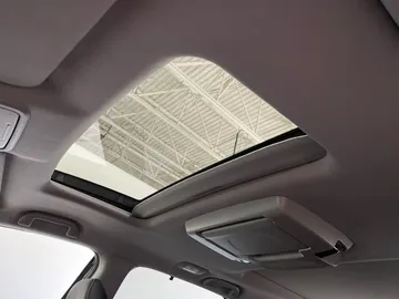2022 Honda Pilot - image 6