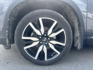 2022 Honda Pilot - image 7