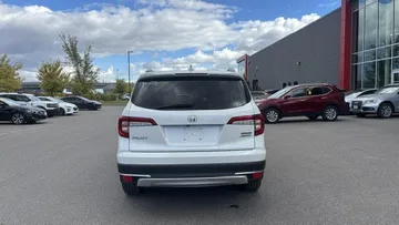 2021 Honda Pilot - image 6