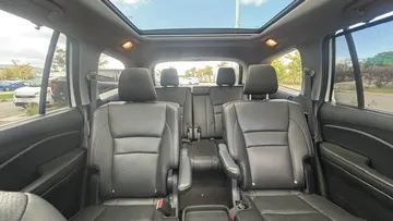 2021 Honda Pilot - image 8