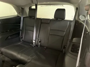 2021 Honda Pilot - image 17