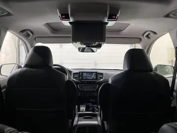 2021 Honda Pilot - image 33