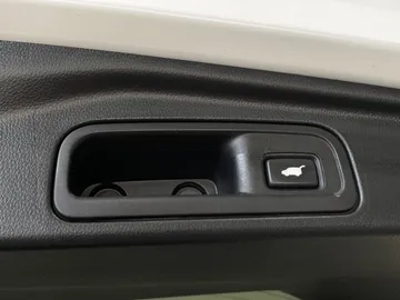 2021 Honda Pilot - image 35