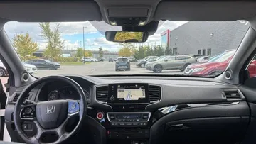 2021 Honda Pilot - image 9