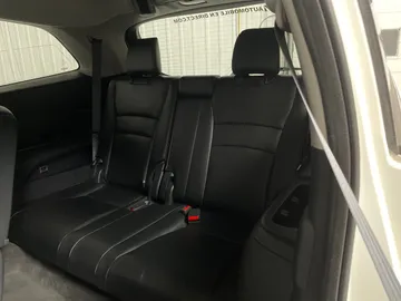 2017 Honda Pilot - image 23