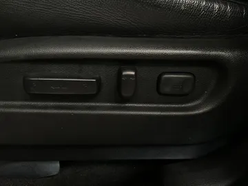 2017 Honda Pilot - image 25