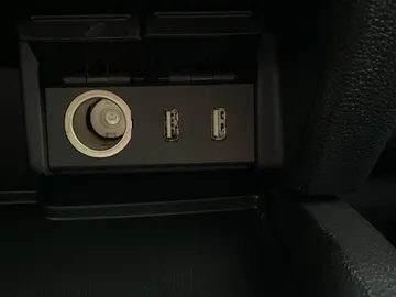 2017 Honda Pilot - image 31