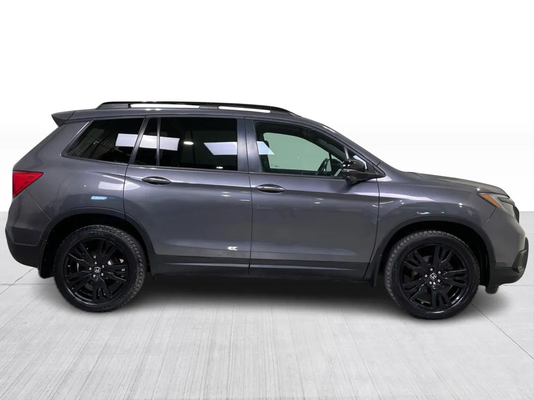 2019 Honda Passport — photo 2