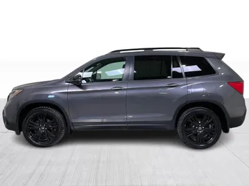 2019 Honda Passport - image 11