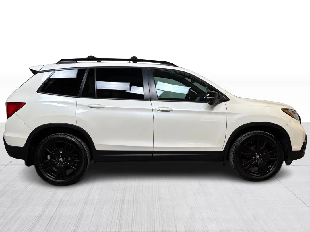 2019 Honda Passport — photo 2