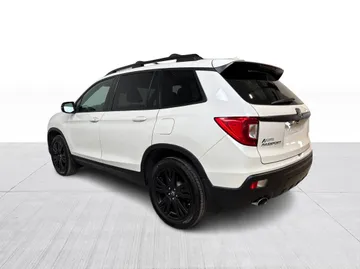 2019 Honda Passport - image 12