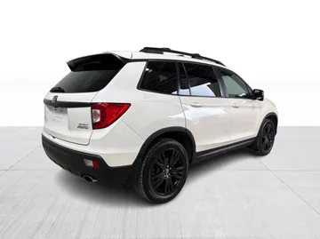 2019 Honda Passport - image 15