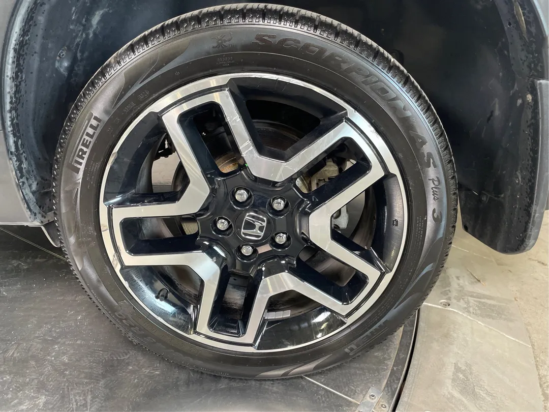 2023 Honda Passport — photo 6
