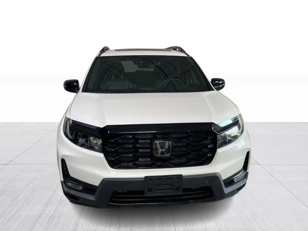 2023 Honda Passport — photo 8