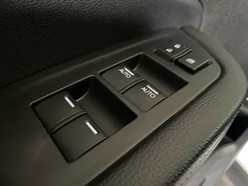2023 Honda Passport - image 28