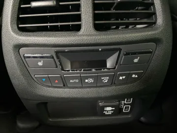 2023 Honda Passport - image 31