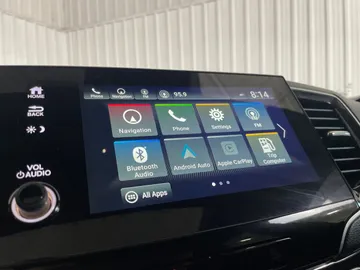 2023 Honda Passport - image 8
