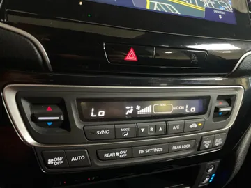 2023 Honda Passport - image 26