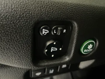 2020 Honda Passport - image 29