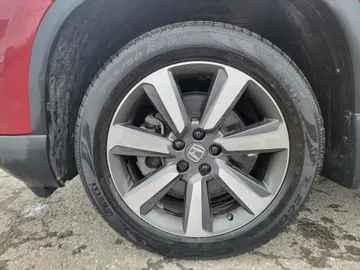 2023 Honda Pilot - image 9