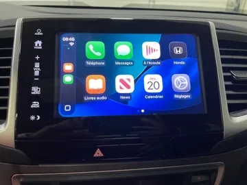 2018 Honda Ridgeline - image 8