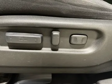 2018 Honda Ridgeline - image 19