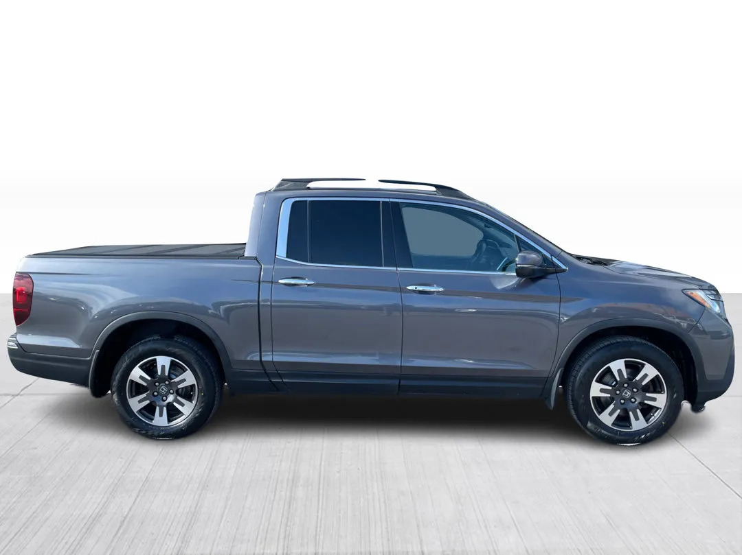 2017 Honda Ridgeline for sale - photo 2