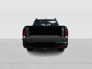 2017 Honda Ridgeline - image 14