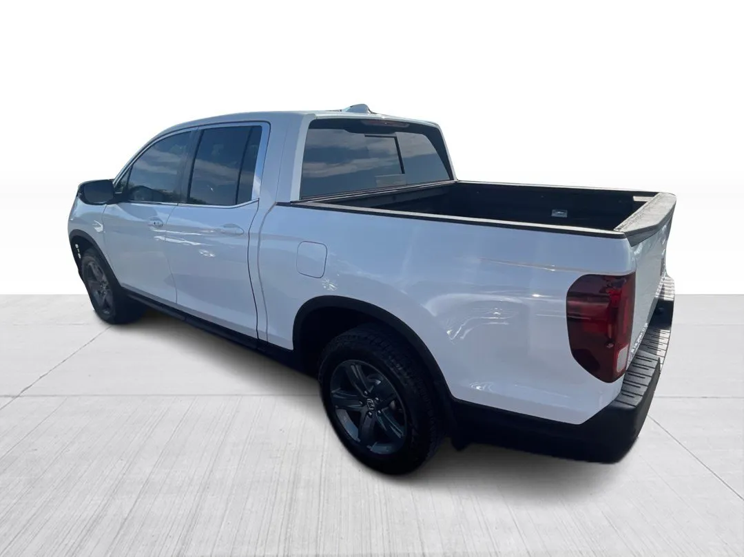 2023 Honda Ridgeline — photo 5