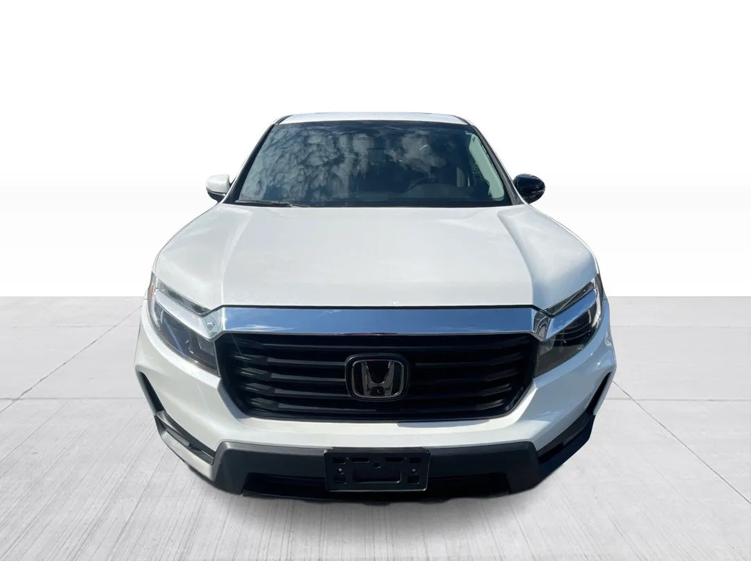 2023 Honda Ridgeline — photo 2