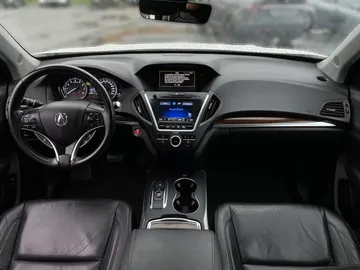 2017 Acura MDX - image 4
