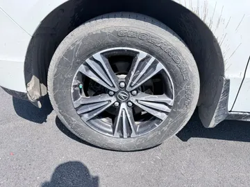 2017 Acura MDX - image 7