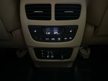2017 Acura MDX - image 23
