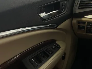 2017 Acura MDX - image 21