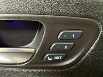 2017 Acura MDX - image 21