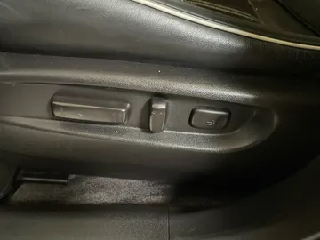2017 Acura MDX - image 20